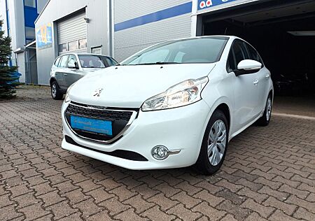 Peugeot 208 Active /PDC/KLIMA/TEMPOMAT