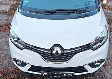 Renault Grand Scenic ENERGY TCe 160 EDC Bose Edition...