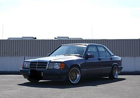 Mercedes-Benz 190