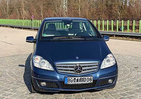Mercedes-Benz A 200 AVANTGARDE AVANTGARDE