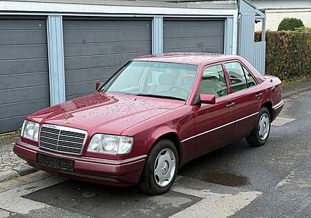 Mercedes-Benz E 220 H-Kennzeichen Originalzustand Deutsch