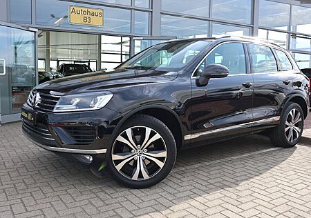 VW Touareg Volkswagen V6 TDI Exclusive Terrain Tech Pano-CAM