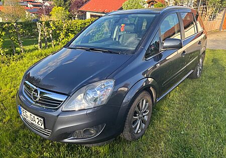 Opel Zafira 1.8 INNOVATION 7 Sitzer