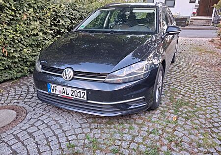 VW Golf Volkswagen 1.6 TDI SCR Trendline Variant Trendline