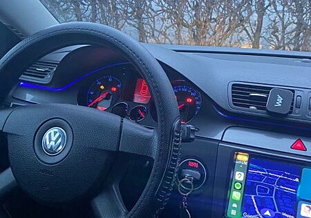 VW Passat Variant Volkswagen 2.0 TDI DPF 4Mot. Individual ...