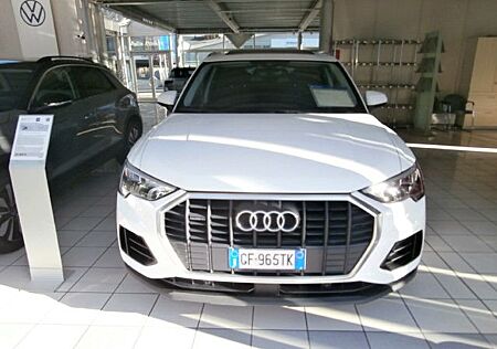Audi Q3 35 TDI quattro S tronic