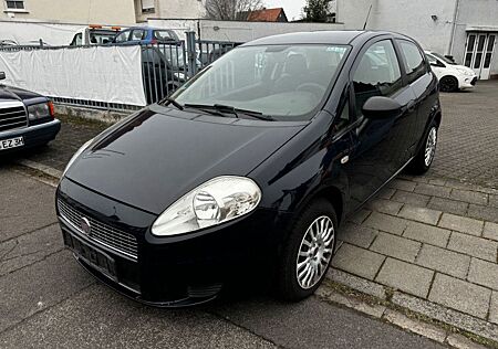 Fiat Grande Punto 1.2 8V Active *1Hand*Isofix*Zentral