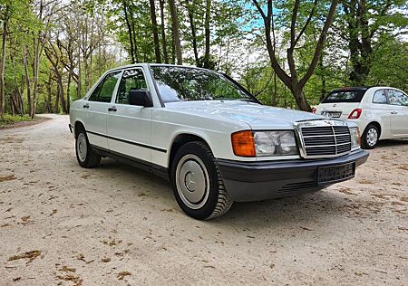 Mercedes-Benz 190 E 2.0 Automatik/sehr gepflegt/HU 1/27/ H-Ken
