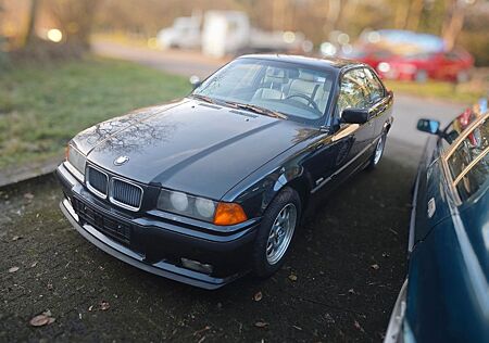 BMW 328i E36 Coupe 2. Hand, 142tkm