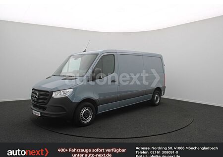Mercedes-Benz Sprinter 211 Kompakt *1.Hand* AHK+3-Sitze (4384)
