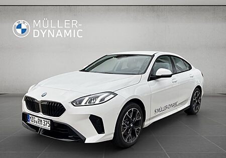 BMW 216 GRAN COUPÈ M SPORT DESIGN PARKING DRIVING AS