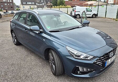 Hyundai i30 1.5 T-GDI Hybrid Trend Trend