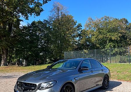 Mercedes-Benz E 63 AMG Mercedes-AMG E 63 S 4MATIC+ Autom. ...