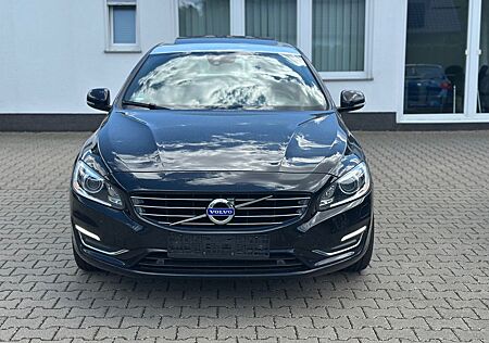 Volvo V60 Kombi Summum AWD