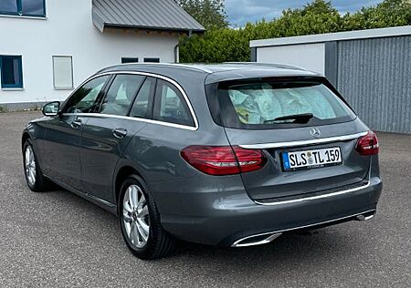 Mercedes-Benz C 220 d 4MATIC T Autom. - AHK