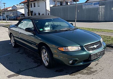 Chrysler Stratus 2.0 LE Cabrio