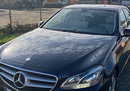 Mercedes-Benz E 250 CDI AVANTGARDE Automatik