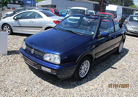 VW Golf Volkswagen Cabrio