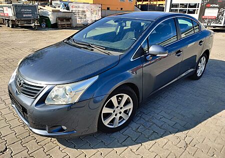 Toyota Avensis Standheizung NAVI usw. TÜV **11/2026**
