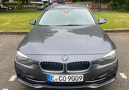 BMW 318i Touring Sport Line Sport Line