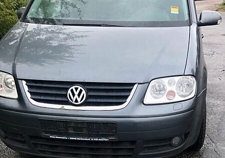 VW Touran Volkswagen 1.9 TDI 74kW,7 Sitzen