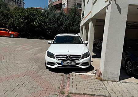 Mercedes-Benz C 220 CDI 4MATIC Autom. -