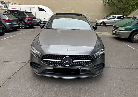 Mercedes-Benz A 180 AMG Line/PanoD/Leder/Alcant