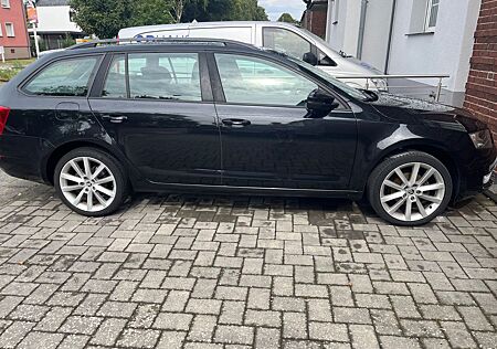 Skoda Octavia 1.2 TSI Green tec Elegance Combi Ele...