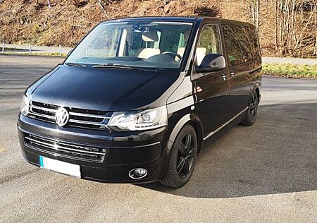 VW T5 Multivan Volkswagen Highline Vollausst.