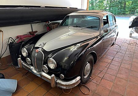 Jaguar MK II