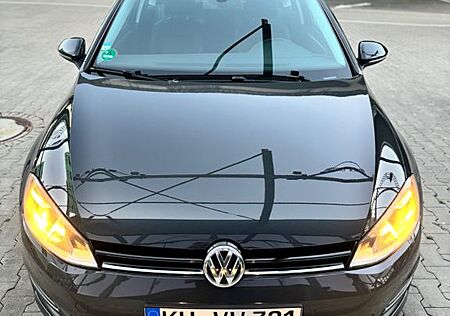 VW Golf Volkswagen 1.2 TSI BMT CUP CUP