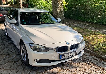 BMW 320d EfficientDynamics Edition Touring -