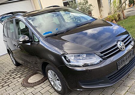 VW Sharan Volkswagen 2.0 TDI SCR DSG Highline Black Style ...