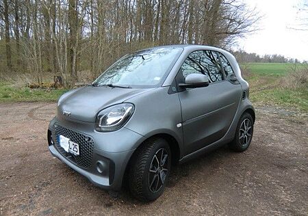 Smart ForTwo coupé 60kW EQ Batterie -Garantie DAB SHZ
