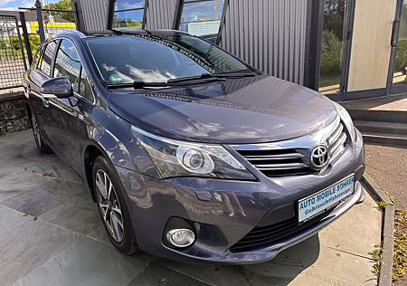 Toyota Avensis Combi 2,0-l-D-4D Executive