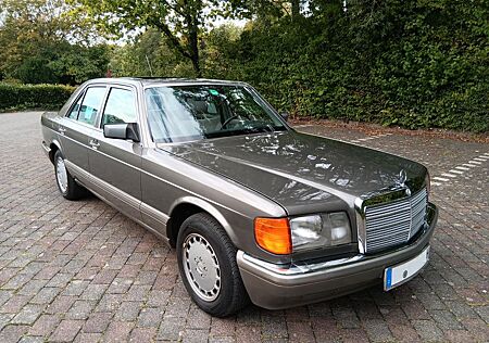 Mercedes-Benz S 300 300 SE W126 mit H-Kennzeichen