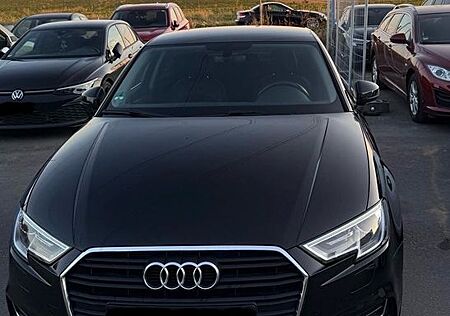 Audi A3 1.5 TFSI cod S tronic -