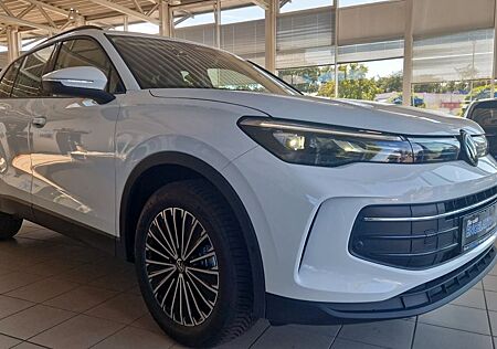 VW Tiguan Volkswagen 1.5 MILD HYB/ AUTOM/PANO/LIFE