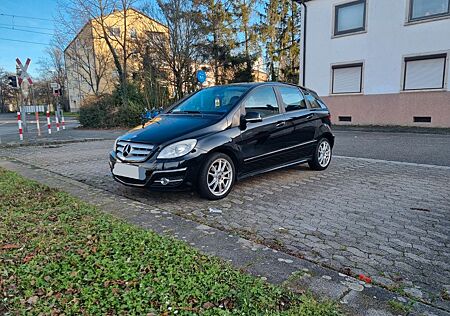 Mercedes-Benz B 180 CDI -