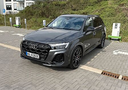 Audi Q7 TFSI e 60 quattro | S line | Pano | B&O