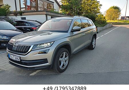 Skoda Kodiaq 4x4 BremsAsist.Abstand Temp.AHK 2.5T.Memp