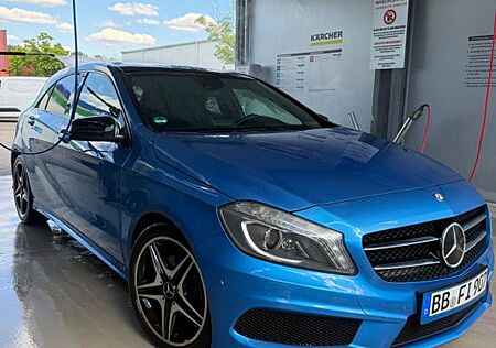 Mercedes-Benz A 200 AMG Line/Xen/SHZ/Standhzg/ALU/PDC