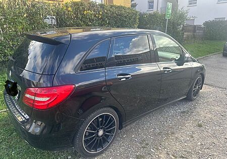 Mercedes-Benz B 220 CDI