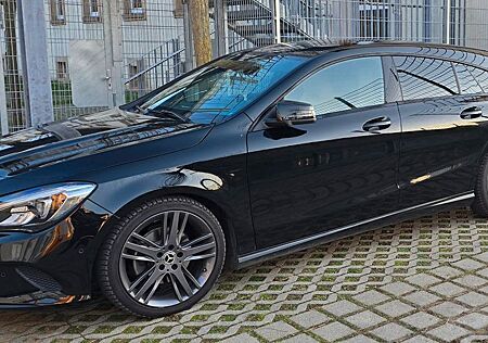 Mercedes-Benz CLA 200 Shooting Brake -