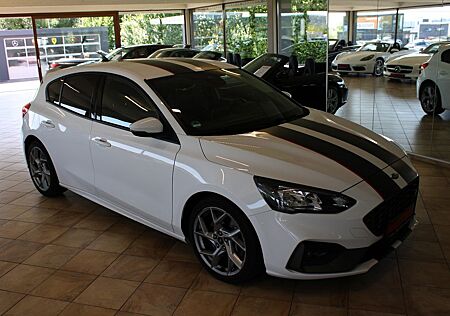 Ford Focus Lim. ST *Deutsch+2. Hand+KD neu*