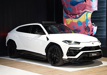 Lamborghini Urus 4.0 V8*Akrapovic*Sensonum*panoramic roof*