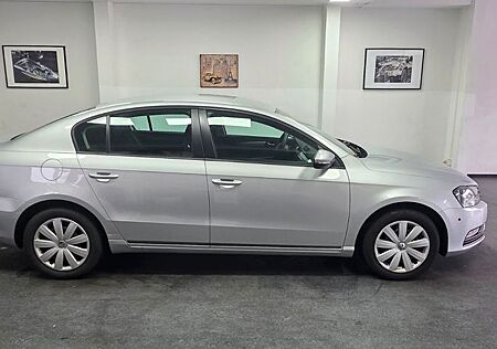 VW Passat Volkswagen 1.4 TSI Trendline Limo PDC TÜV 04/2028