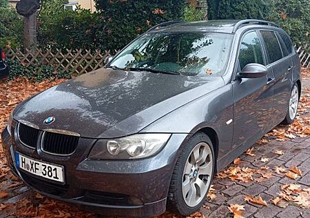 BMW 320d touring -Automatik -Panorama