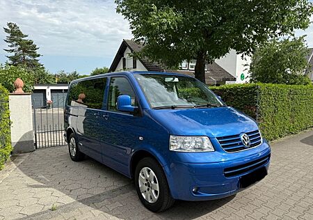 VW T5 Multivan Volkswagen 2.5 TDI TOP ZUSTAND