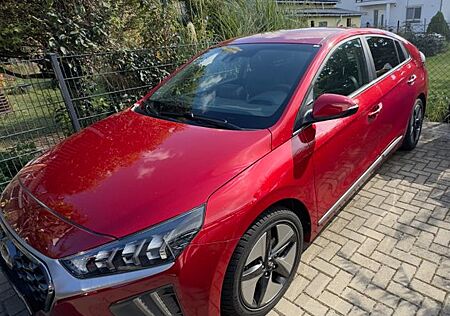 Hyundai Ioniq gebraucht kaufen Hyundai Ioniq 1.6l GDi PLUG-IN HYBRID -
